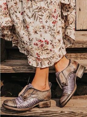 🔥Freebird Mabel Purple Croco EUC!💜